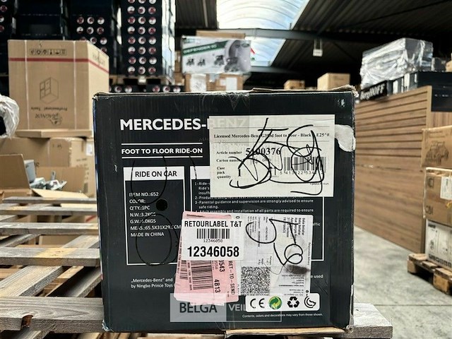 Licensed mercedes benz g350d foot to floor - black - afbeelding 2 van  3