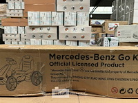Licensed mercedes-benz pedal go kart - black - afbeelding 4 van  6