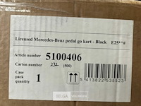 Licensed mercedes-benz pedal go kart - black - afbeelding 5 van  5