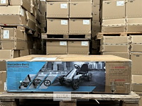 Licensed mercedes-benz pedal go kart - red - afbeelding 2 van  4