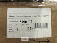 Licensed mercedes-benz pedal go kart - red - afbeelding 5 van  5