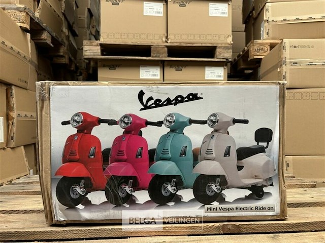 Licensed mini vespa ride on car - teal - afbeelding 2 van  4