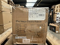 Licensed mini vespa ride on car - teal - afbeelding 3 van  4