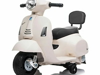 Licensed mini vespa ride on car - white - afbeelding 1 van  4