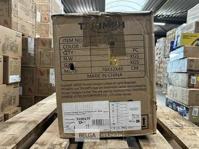 Licensed triumph rocket 3gt motorcycle - black - afbeelding 3 van  4