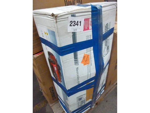 Licentie mercedes-benz amg gtr 12v kinderelektrische auto met afstandsbediening 2,4g maximaal 5 km/u 108 x 67 x 46 cm wit - afbeelding 10 van  10