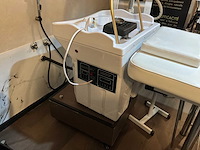 Lichaamsbehandelingen - massagetafelset - head spa japanse massage - verwarmingsstenen - afbeelding 4 van  16