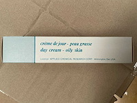 Lichaamsverzorging dag creme - afbeelding 3 van  3