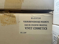 Lichaamsverzorging verfrissingsdoekjes - afbeelding 3 van  5