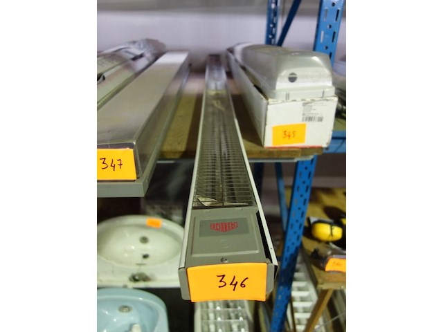 Lichtarmatuur l. 2,20 x 0,10m - afbeelding 1 van  1