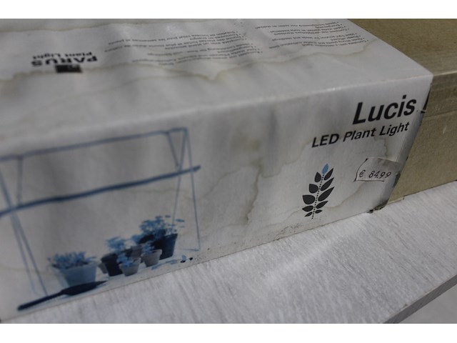 Lichtbak met standaard voor planten - afbeelding 1 van  2