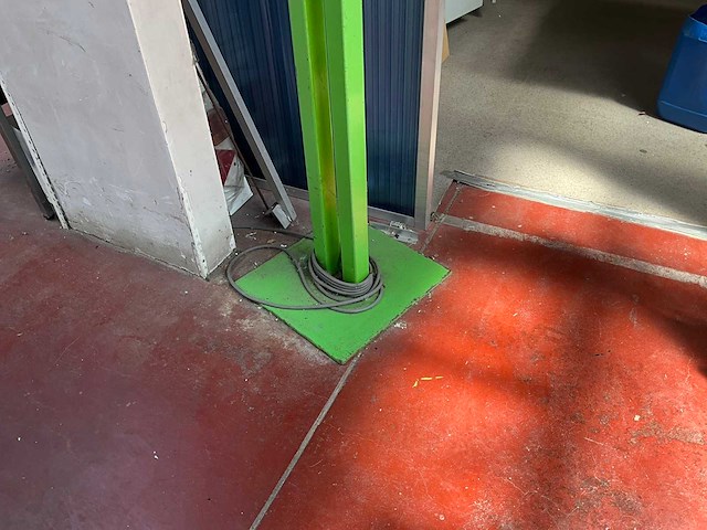 Lichtbak op metalen standaard - afbeelding 3 van  4