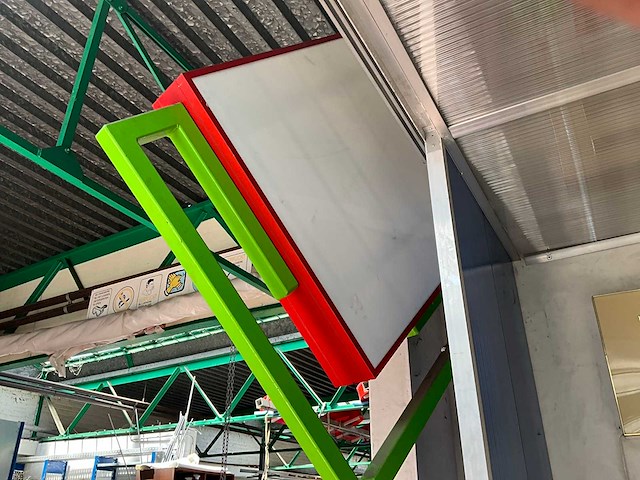 Lichtbak op metalen standaard - afbeelding 4 van  4