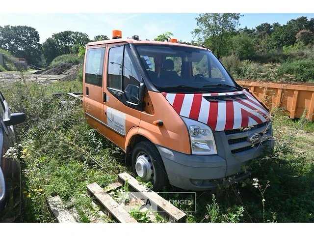 Lichte vracht ford transit (voor onderdelen) - afbeelding 1 van  15