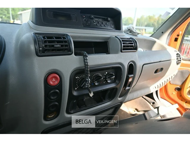 Lichte vracht renault master - afbeelding 16 van  19