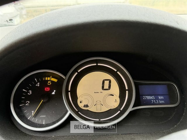 Lichte vracht renault megane - afbeelding 31 van  34