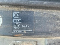 Lichte vrachtauto opel vivaro - afbeelding 19 van  23