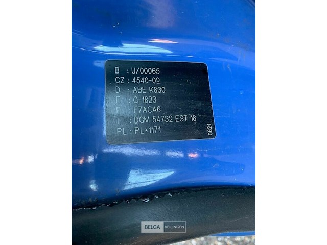 Lichte vrachtauto opel vivaro - afbeelding 22 van  23