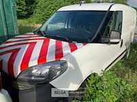 Lichte vrachtauto - afbeelding 1 van  20