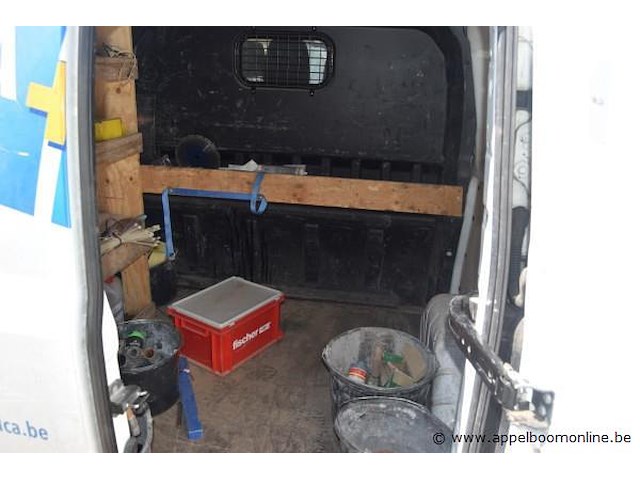 Lichte vrachtw ford transit custom, wf0zxxttgzeg38779, 1e insch 13/01/2015, 2198cm³, 74kw,iesel, euro5b, 183116km vlgs ltst keuring (2025), inschrijvingsbewijs i en ii, keuringsbewijs (geldig tot 12/12/2026),gelijkvormigheidsattest,identificatieverslag - afbeelding 4 van  18