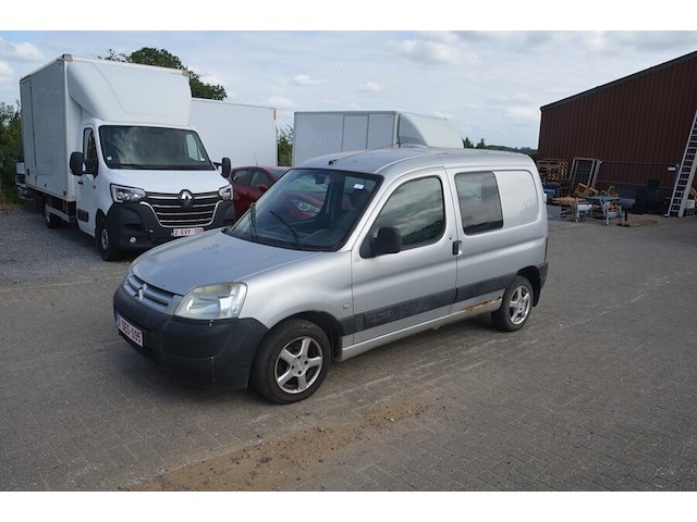 Lichte vrachtwagen citroen berlingo, type gbrhyb, ch.nr. vf7gbrhyb94022384, bouwjaar 25-02-2003 (sleutel, boorddocumenten: inschrijvingsbewijs deel i en deel ii, gelijkvormigheidsattest) (3) - afbeelding 1 van  31
