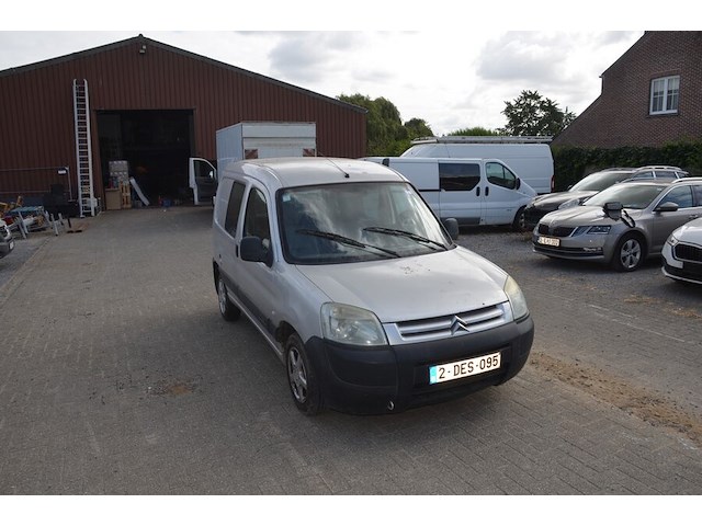 Lichte vrachtwagen citroen berlingo, type gbrhyb, ch.nr. vf7gbrhyb94022384, bouwjaar 25-02-2003 (sleutel, boorddocumenten: inschrijvingsbewijs deel i en deel ii, gelijkvormigheidsattest) (3) - afbeelding 19 van  31