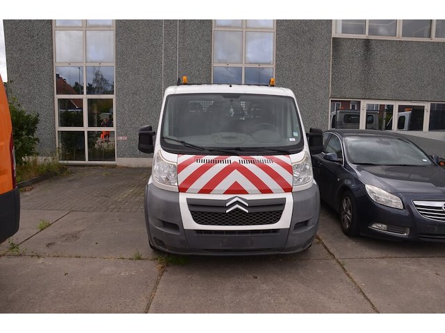 Lichte vrachtwagen citroen jumper dubbele cabine met open laadbak, type yddmgc/ax, chassisnummer vf7yddmgc11738198 , bouwjaar 09-03-2010 (sleutel, alle boorddocumenten) batterij leeg - afbeelding 4 van  37