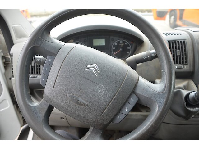 Lichte vrachtwagen citroen jumper dubbele cabine met open laadbak, type yddmgc/ax, chassisnummer vf7yddmgc11738198 , bouwjaar 09-03-2010 (sleutel, alle boorddocumenten) batterij leeg - afbeelding 11 van  37
