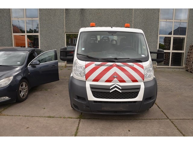 Lichte vrachtwagen citroen jumper dubbele cabine met open laadbak, type ydpmhu/dy, chassisnummer vf7ydpmhu12174689, bouwjaar 21-06-2012 (sleutel en alle boorddocumenten) batterij leeg - afbeelding 4 van  38