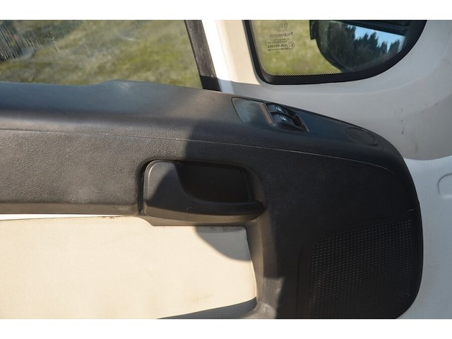 Lichte vrachtwagen citroen jumper open laadbak, type y, variant dtmgc, versie gyl1, ch.nr. vf7ydtmgc12882319, bouwjaar 04-11-2015 (sleutel, inschrijvingsbewijs deel i) - afbeelding 2 van  28