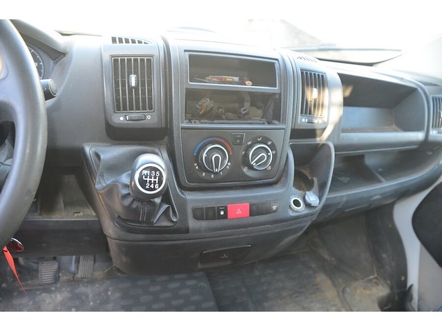 Lichte vrachtwagen citroen jumper open laadbak, type y, variant dtmgc, versie gyl1, ch.nr. vf7ydtmgc12882319, bouwjaar 04-11-2015 (sleutel, inschrijvingsbewijs deel i) - afbeelding 5 van  28