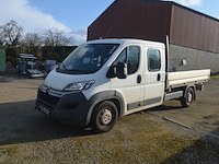 Lichte vrachtenwagen citroën jumper met open laadbak