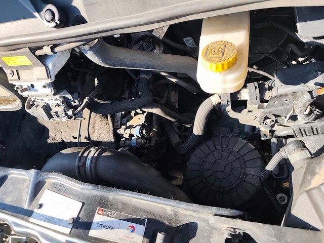 Lichte vrachtwagen citroen jumper, type: y, variant: dcnfc, versie: hs, chassisnummer: vf7ydcnfc12p96373, bouwjaar: 10/11/2020 met inschrijvingsbewijs deel i, gelijkvormigheidsattest en verlopen schouwingsbewijs. (b2) - afbeelding 8 van  37