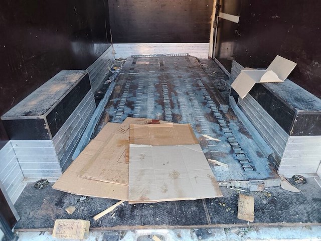 Lichte vrachtwagen citroen jumper, type: y, variant: dcnfc, versie: hs, chassisnummer: vf7ydcnfc12p96373, bouwjaar: 10/11/2020 met inschrijvingsbewijs deel i, gelijkvormigheidsattest en verlopen schouwingsbewijs. (b2) - afbeelding 11 van  37