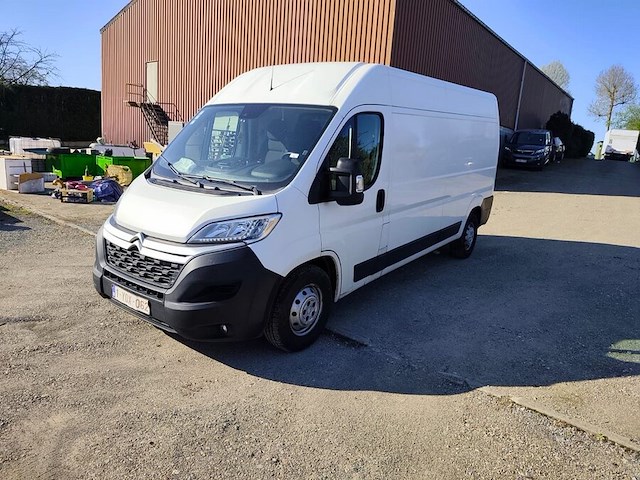 Lichte vrachtwagen citroen jumper, type: y, variant: dcnfc, versie: hs, chassisnummer: vf7ydcnfc12p96373, bouwjaar: 10/11/2020 met inschrijvingsbewijs deel i, gelijkvormigheidsattest en verlopen schouwingsbewijs. (b2) - afbeelding 1 van  37