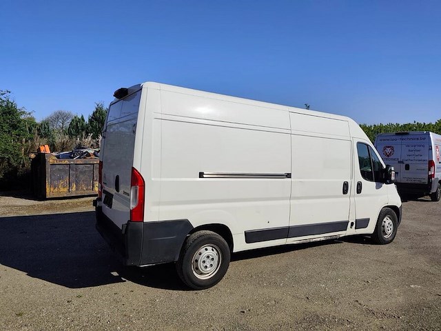 Lichte vrachtwagen citroen jumper, type: y, variant: dcnfc, versie: hs, chassisnummer: vf7ydcnfc12p96373, bouwjaar: 10/11/2020 met inschrijvingsbewijs deel i, gelijkvormigheidsattest en verlopen schouwingsbewijs. (b2) - afbeelding 26 van  37