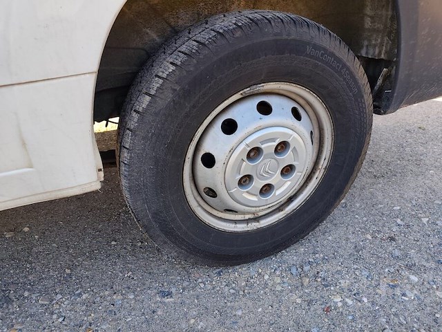 Lichte vrachtwagen citroen jumper, type: y, variant: dcnfc, versie: hs, chassisnummer: vf7ydcnfc12p96373, bouwjaar: 10/11/2020 met inschrijvingsbewijs deel i, gelijkvormigheidsattest en verlopen schouwingsbewijs. (b2) - afbeelding 33 van  37