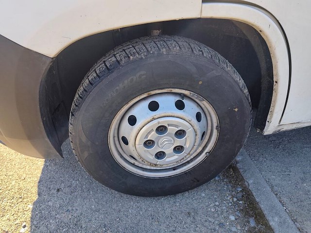 Lichte vrachtwagen citroen jumper, type: y, variant: dcnfc, versie: hs, chassisnummer: vf7ydcnfc12p96373, bouwjaar: 10/11/2020 met inschrijvingsbewijs deel i, gelijkvormigheidsattest en verlopen schouwingsbewijs. (b2) - afbeelding 34 van  37