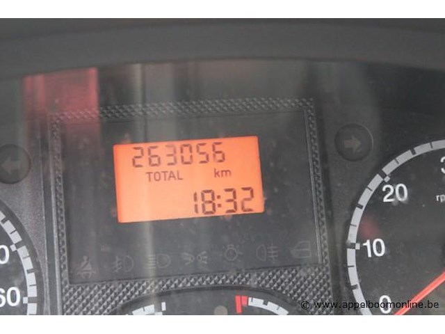 Lichte vrachtwagen citroen, jumper, vf7ybamfa11176881, 1e inschr 12/04/07, 263056km, 2198cm³, 74kw, diesel, euro 4, kentekenbewijs, gelijkvormigheidsattest, identificatieverslag, ongeldige keuring - afbeelding 5 van  7