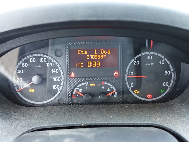 Lichte vrachtwagen citroen jumper - afbeelding 3 van  17