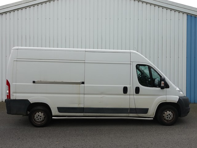 Lichte vrachtwagen citroen jumper - afbeelding 10 van  17