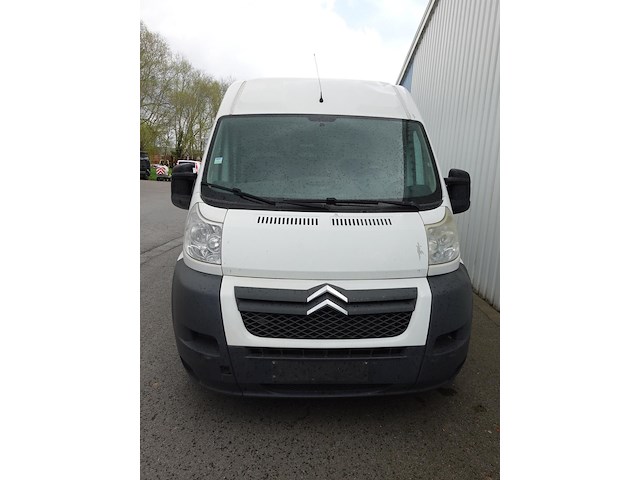 Lichte vrachtwagen citroen jumper - afbeelding 11 van  17