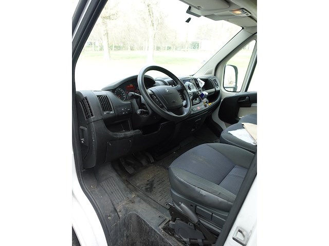 Lichte vrachtwagen citroen jumper - afbeelding 16 van  17