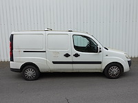 Lichte vrachtwagen fiat doblo cargo - maxi - afbeelding 5 van  12