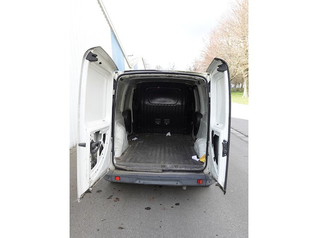 Lichte vrachtwagen fiat doblo cargo - maxi - afbeelding 9 van  12