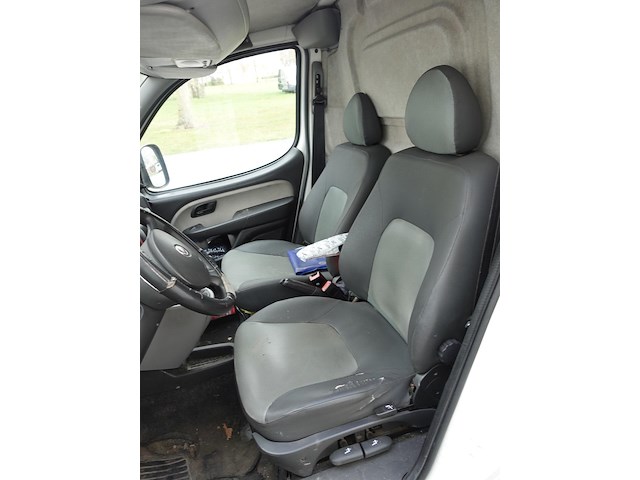 Lichte vrachtwagen fiat doblo cargo - maxi - afbeelding 12 van  12