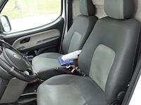 Lichte vrachtwagen fiat doblo cargo - maxi - afbeelding 12 van  12