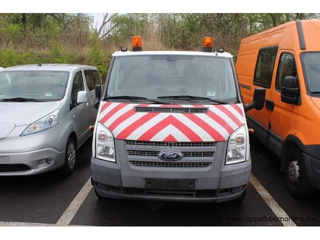 Lichte vrachtwagen ford transit, dubbel cabine, datum 1ste inschrijving 17/4/2013, chassisnummer wf0nxxttfnct23273, 47.805km, euro 5b, diesel - afbeelding 2 van  9