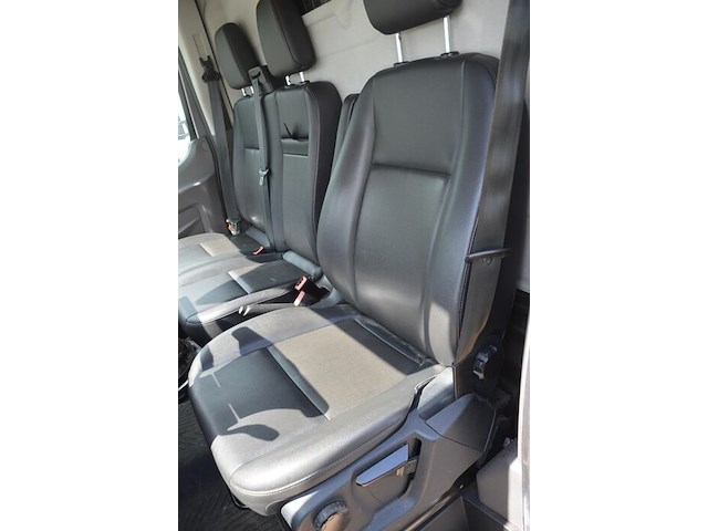 Lichte vrachtwagen ford transit, type: fcd, variant: blfb1acx, versie: g3wtcsaacajga, chassisnummer: wf0exxttrelt60252, bouwjaar: 11/02/2021 met kentekenbewijs deel i en ii, gelijkvormigheidsattest, geldig schouwingsbewijs en 2 sleutels. (1) - afbeelding 15 van  48
