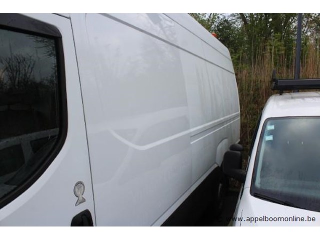 Lichte vrachtwagen iveco 35s14n, cng, datum 1ste inschrijving 7/12/2015, euro vi 7/12/2015,chassisnummer zcfc335ax05066347, km-stand laatste keuring 55.972, euro vi - afbeelding 10 van  15